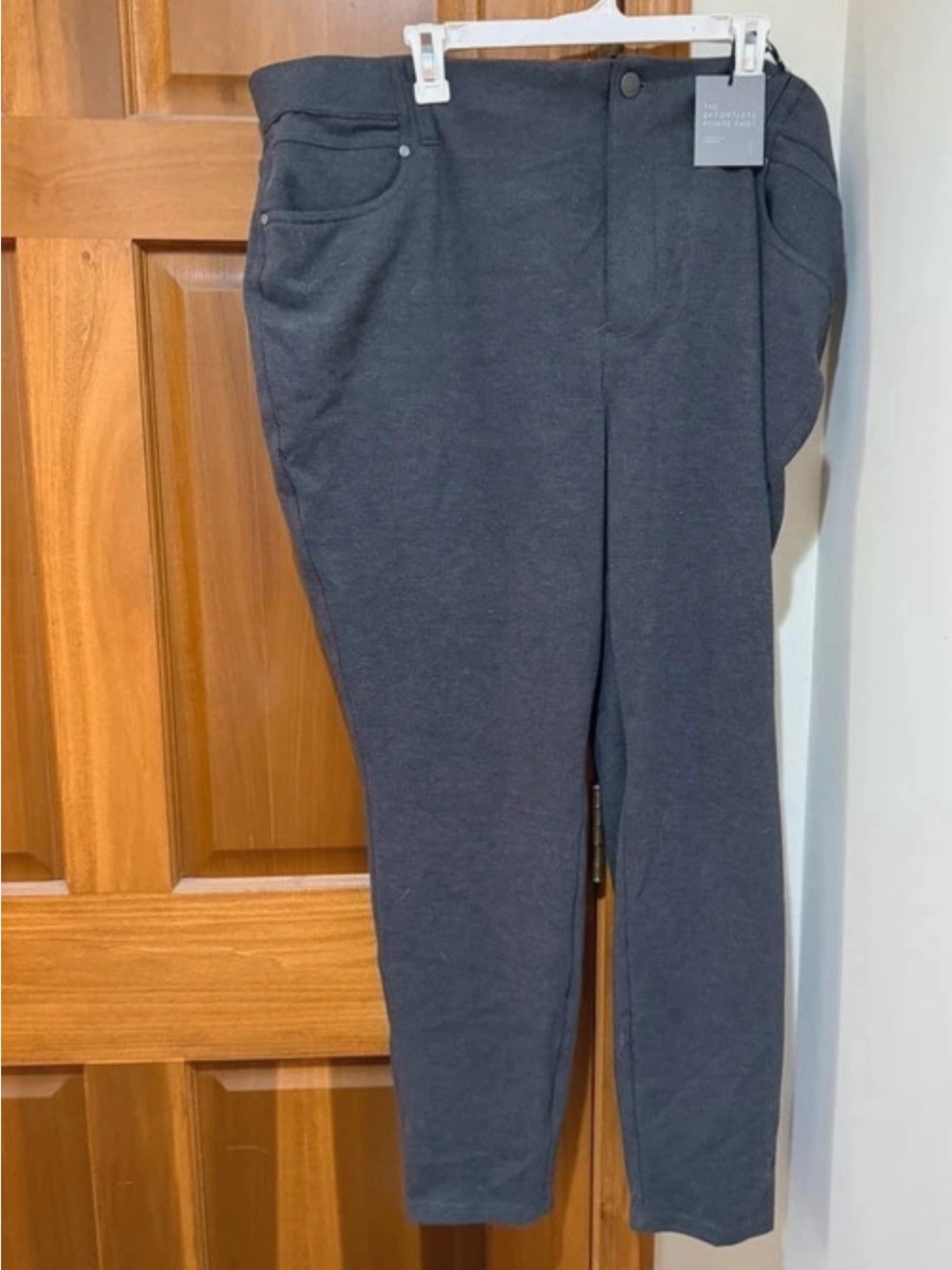 Simply Vera Vera Wang Charcoal Pull-On Ponte Leggings